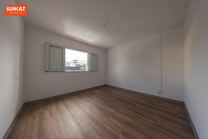 Appartement - 89 m² - 3 pièces