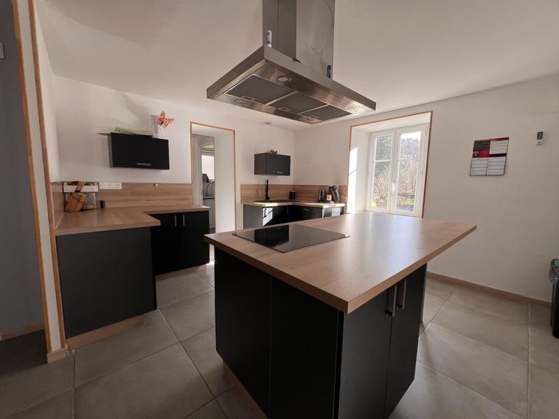 Maison - 105 m² - 6 pièces