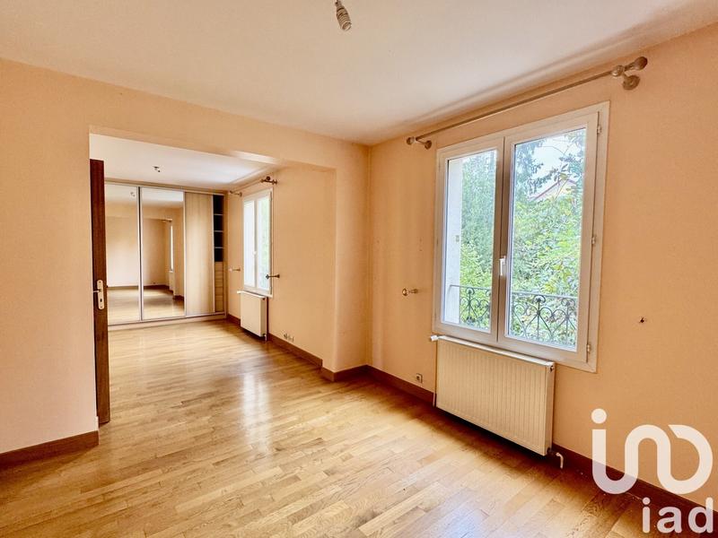 Maison - 200 m² - 7 pièces