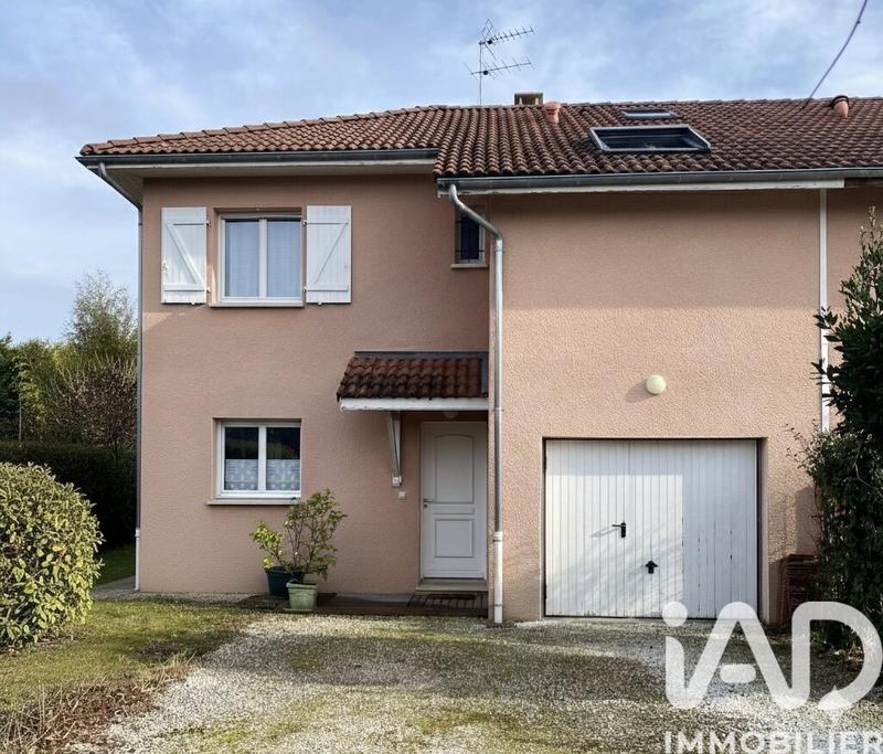 Maison - 93 m² - 5 pièces