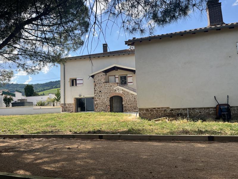 Maison - 352 m² - 8 pièces