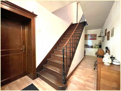 Appartement - 98 m² - 3 pièces
