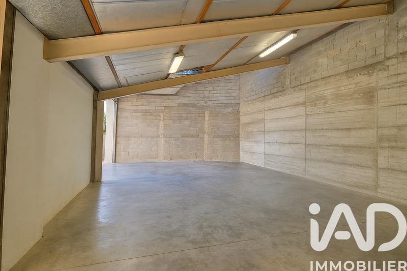 Maison - 260 m² - 7 pièces
