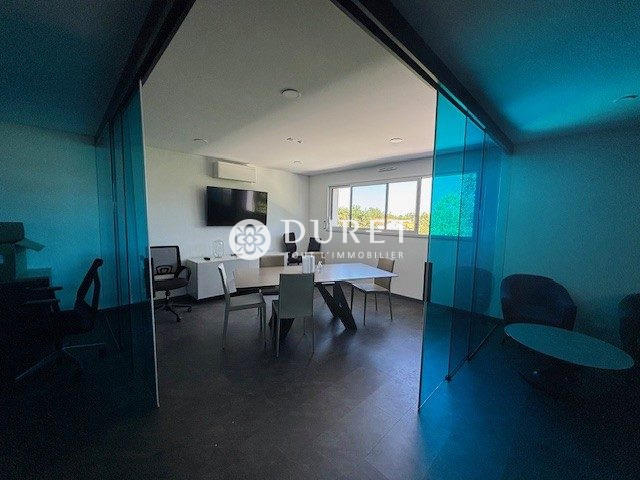 Local d'activités - 770 m²