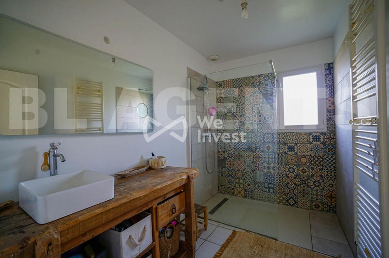 Maison - 123 m² - 6 pièces