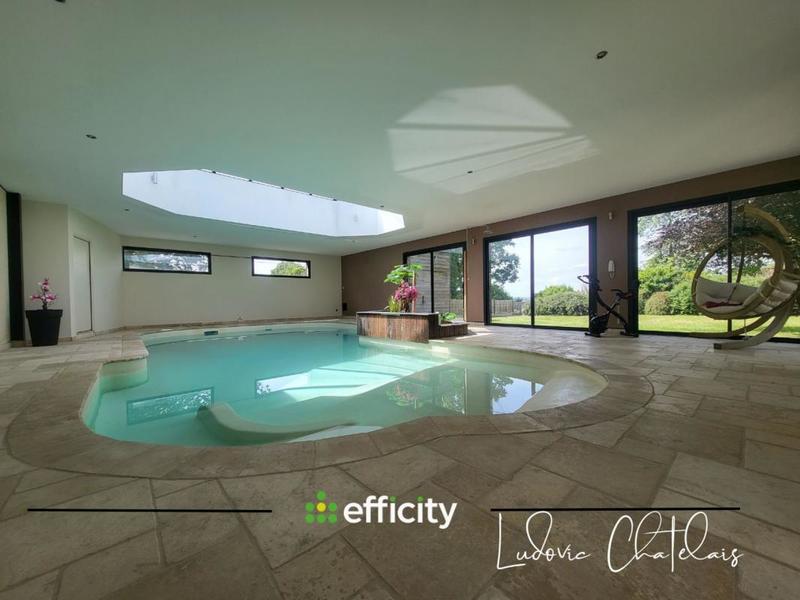 Maison - 395 m² - 7 pièces