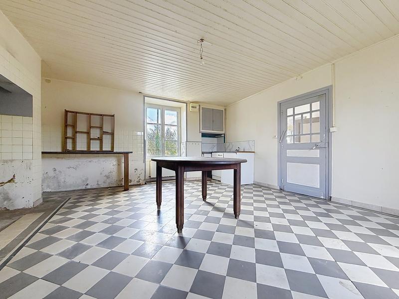 Maison - 217 m² - 6 pièces