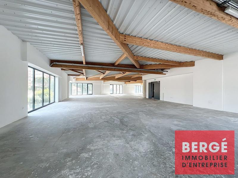 Bureau - 480 m²