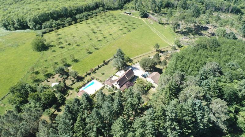 Maison - 200 m² - 7 pièces