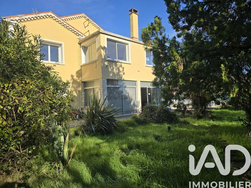 Maison - 203 m² - 7 pièces