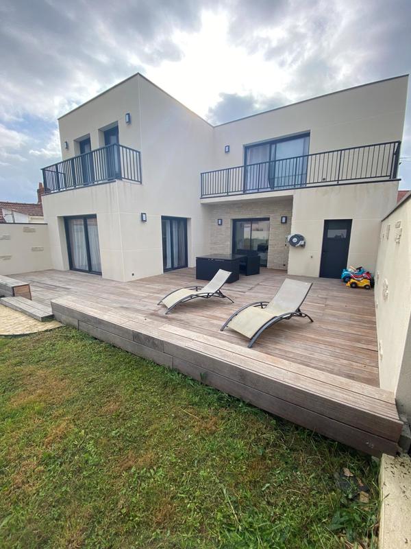 Maison - 124 m² - 5 pièces