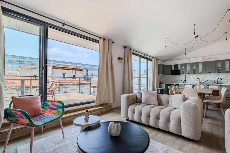 Chambre - 14 m² - 1 pièce