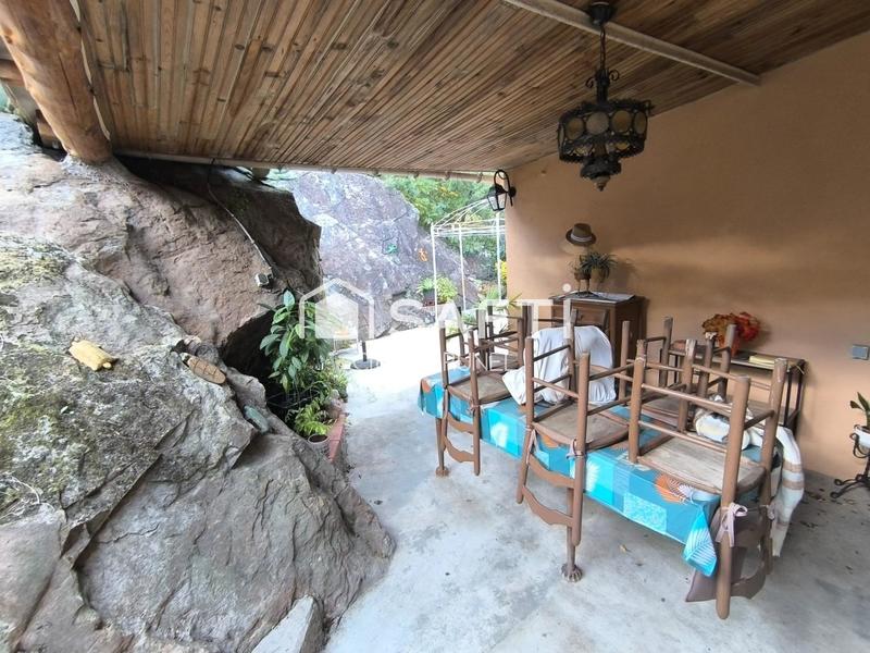 Maison - 94 m² - 4 pièces