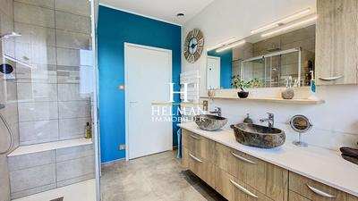 Maison - 145 m² - 7 pièces