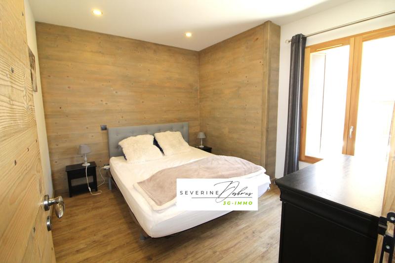 Châlet - 314 m² - 11 pièces