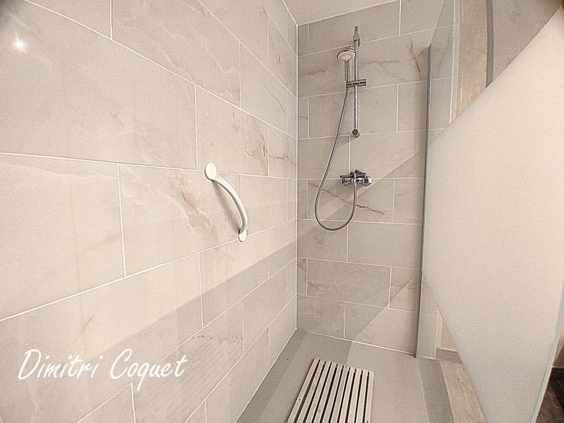 Maison - 205 m² - 7 pièces