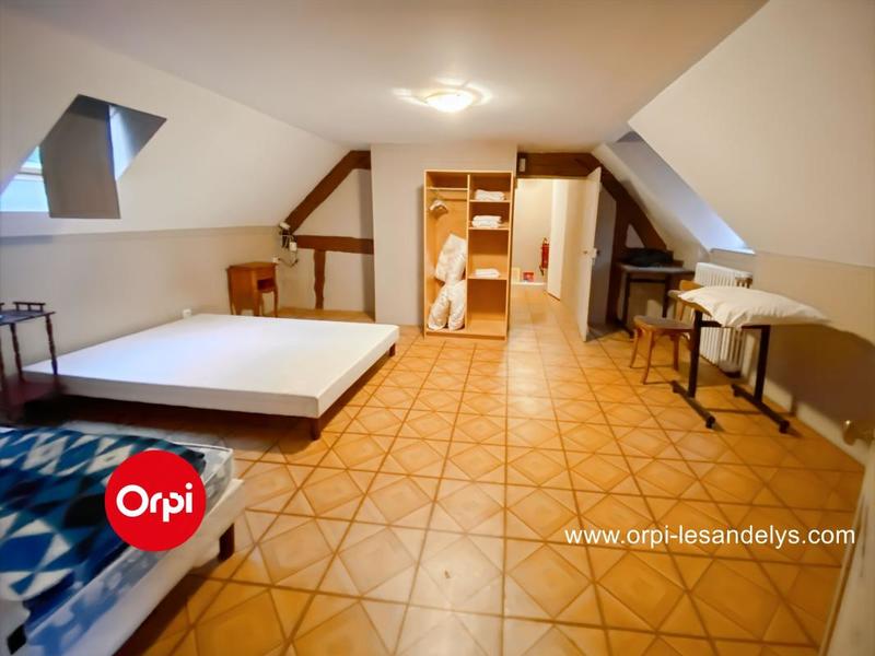 Maison - 218 m² - 9 pièces