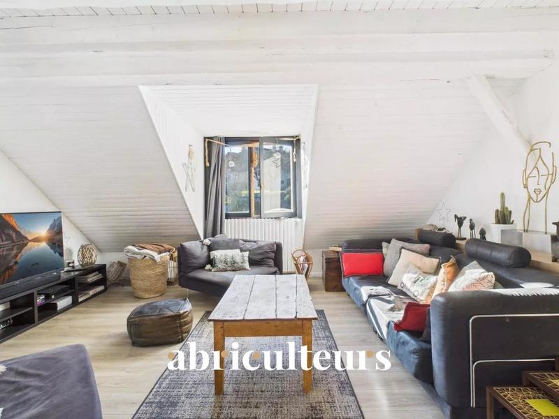 Propriété - 433 m² - 16 pièces