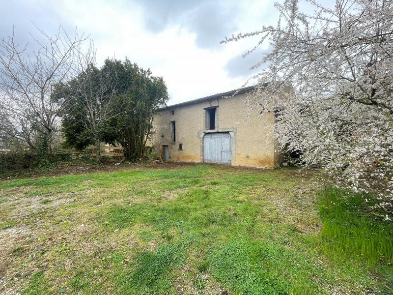 Maison - 205 m² - 6 pièces