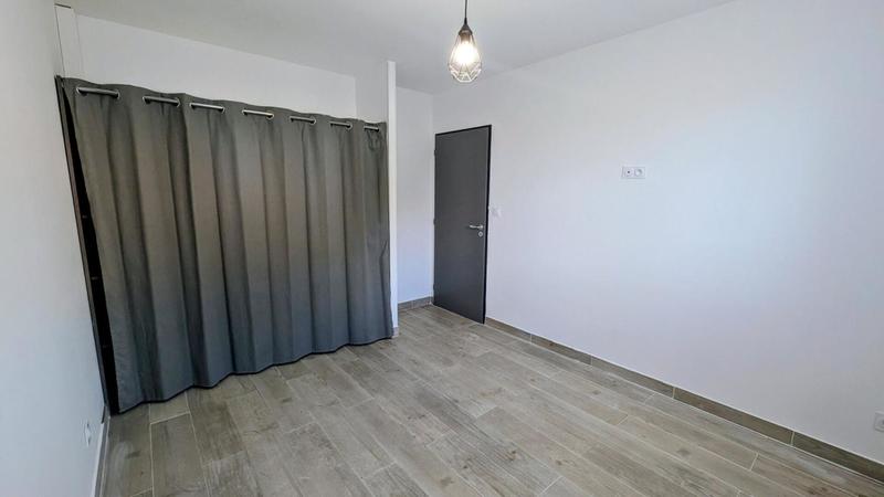 Villa - 80 m² - 4 pièces