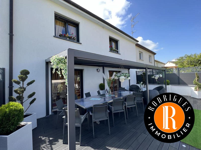 Maison - 123 m² - 5 pièces