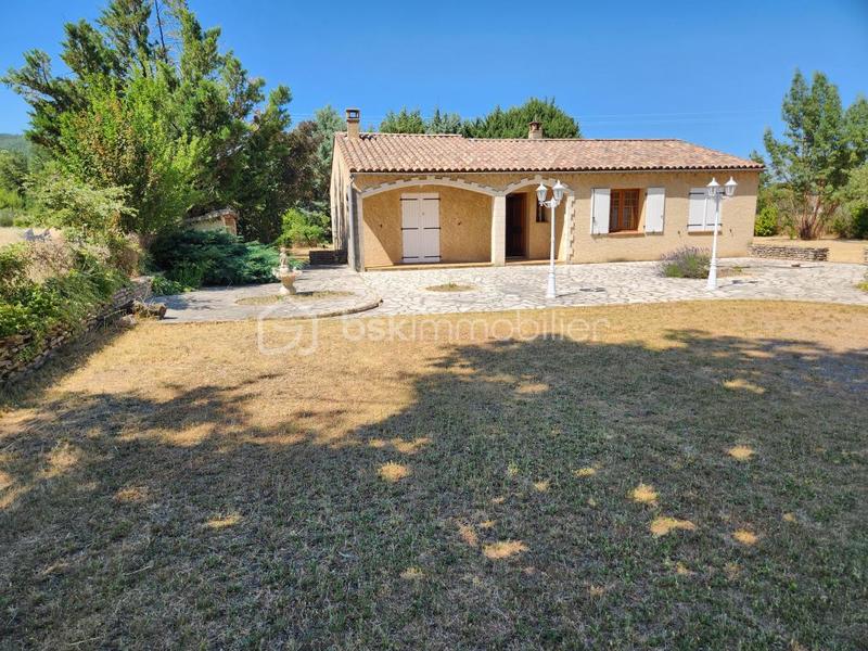 Maison traditionnelle - 140 m² - 6 pièces