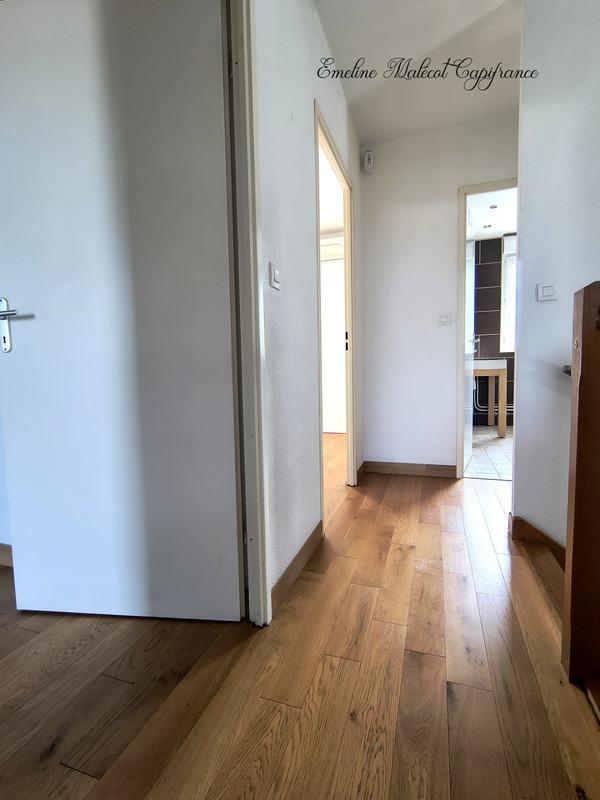 Maison - 96 m² - 5 pièces