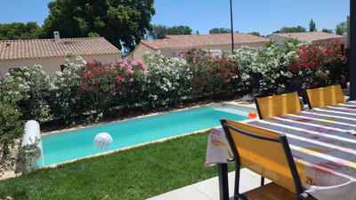 Villa - 100 m² - 5 pièces