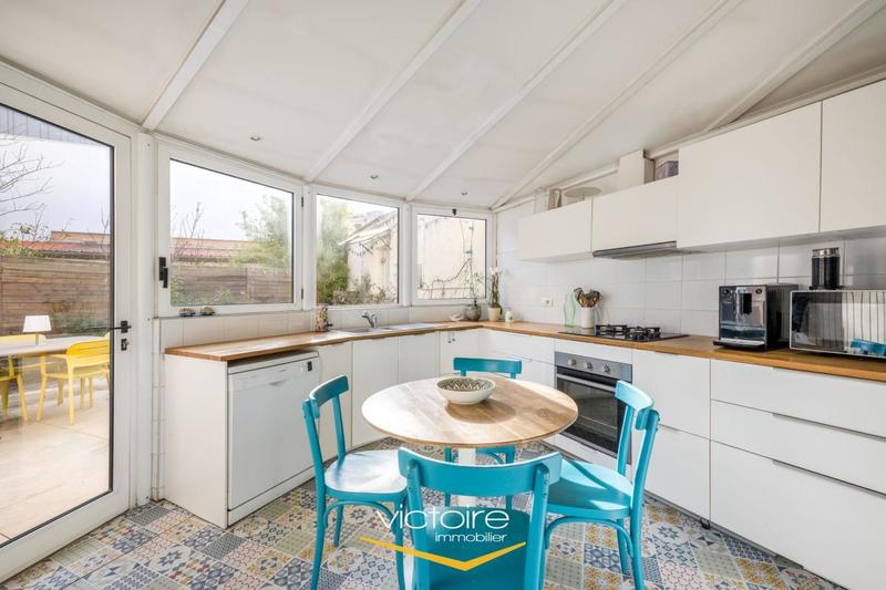 Maison - 192 m² - 6 pièces