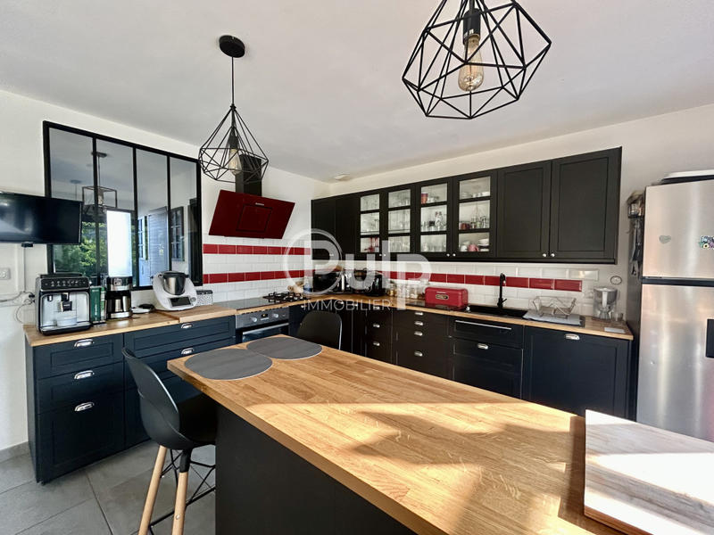 Maison - 117 m² - 6 pièces