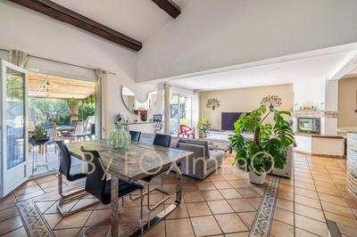 Maison - 147 m² - 6 pièces