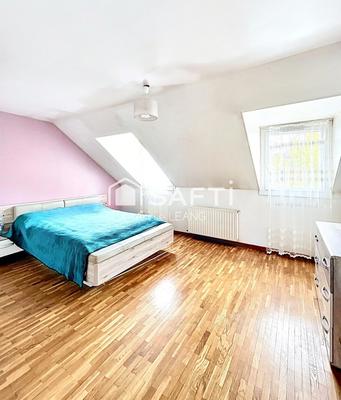 Maison de ville - 218 m² - 7 pièces