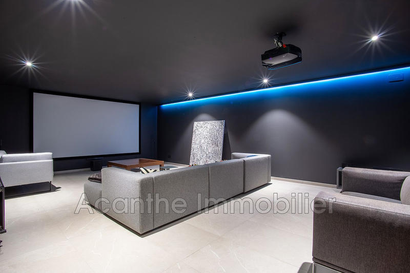 Villa - 400 m² - 7 pièces