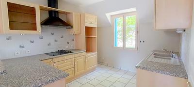 Appartement - 79 m² - 3 pièces