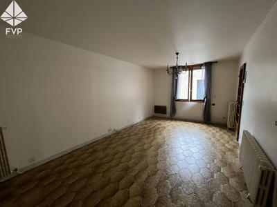 Maison - 107 m² - 6 pièces