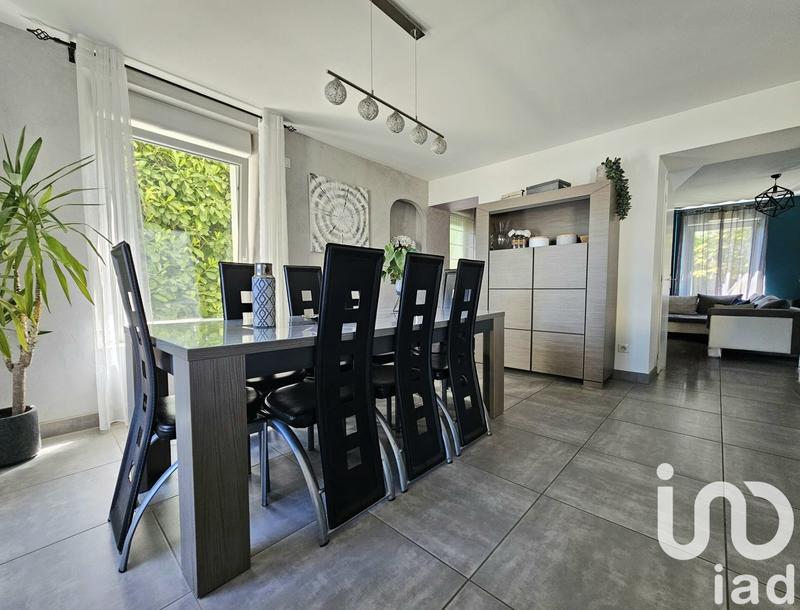 Maison - 162 m² - 5 pièces