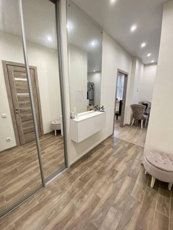 Studio - 30 m² - 1 pièce