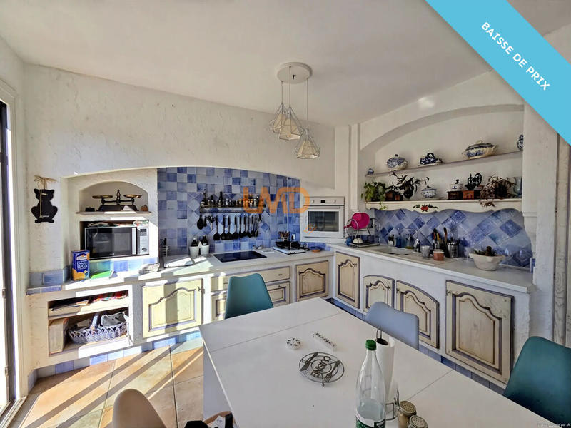 Propriété - 181 m² - 7 pièces