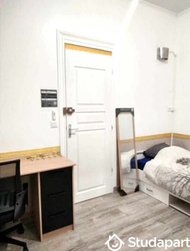 Chambre - 10 m² - 1 pièce