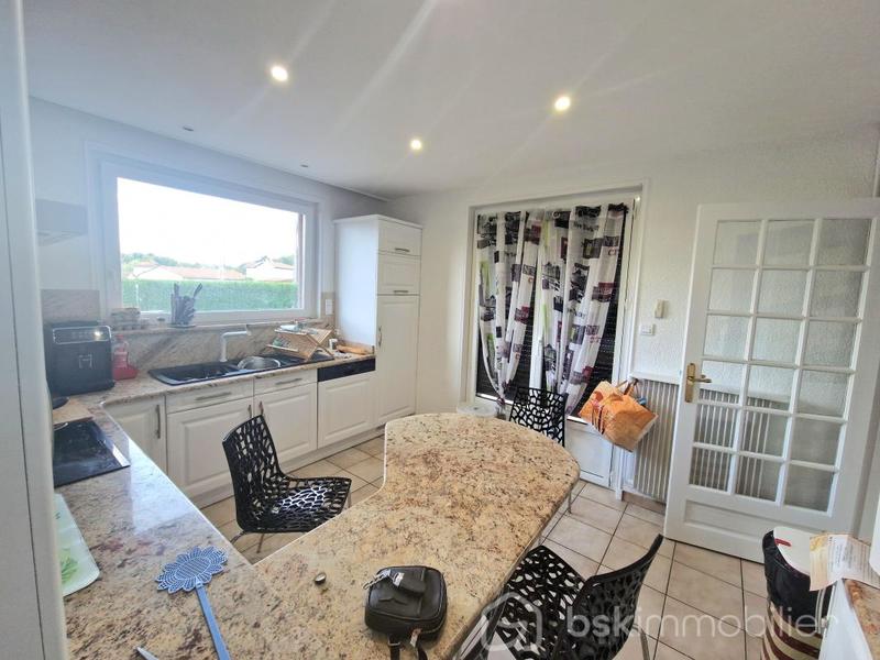 Maison traditionnelle - 130 m² - 5 pièces