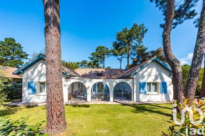 Maison de maîtres - 208 m² - 7 pièces