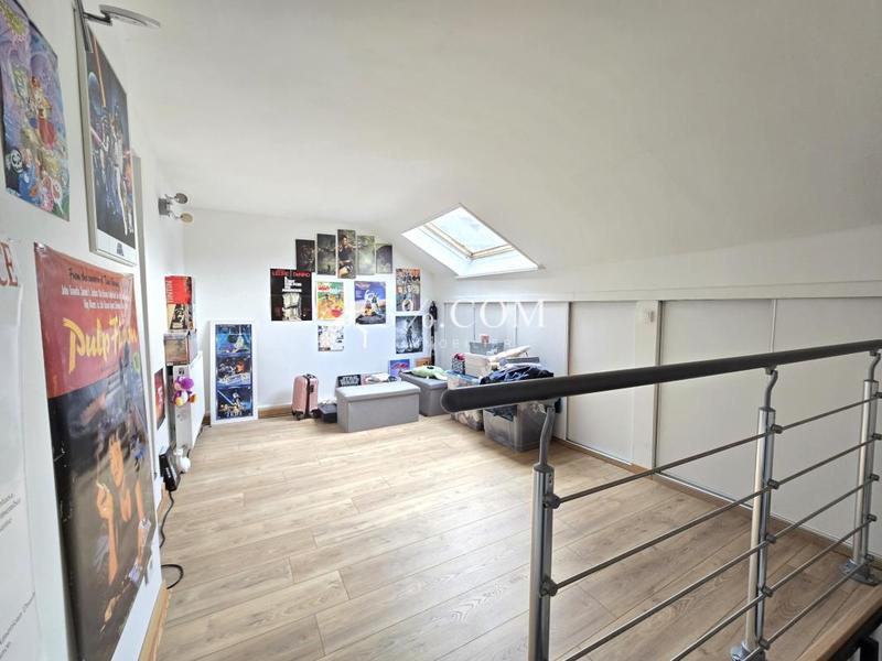 Maison - 121 m² - 4 pièces