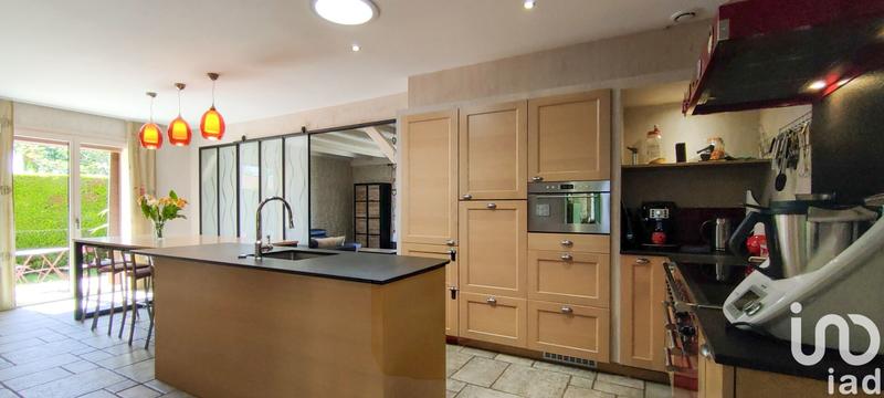 Maison - 182 m² - 6 pièces