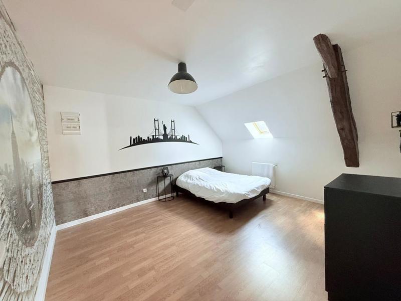 Maison - 450 m² - 16 pièces