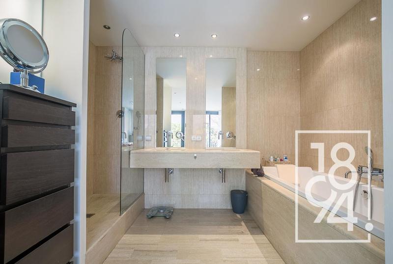 Duplex - 125 m² - 4 pièces