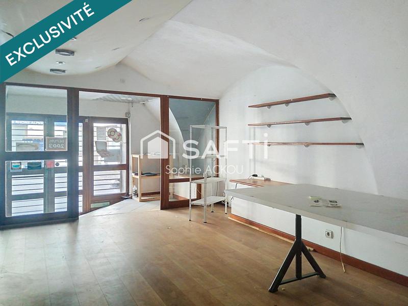 Local commercial - 88 m² - 3 pièces