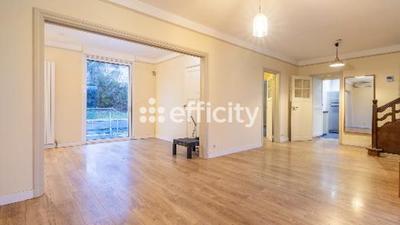 Maison - 160 m² - 7 pièces