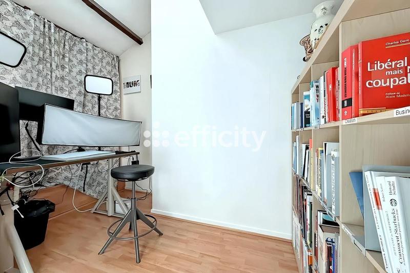 Appartement - 166 m² - 5 pièces