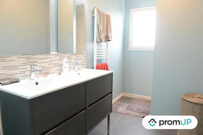 Maison - 99 m² - 4 pièces