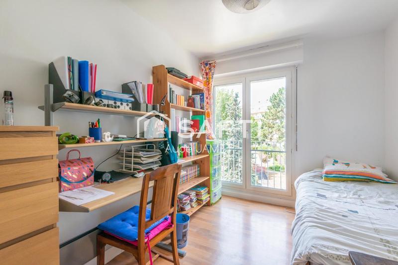 Appartement - 102 m² - 5 pièces